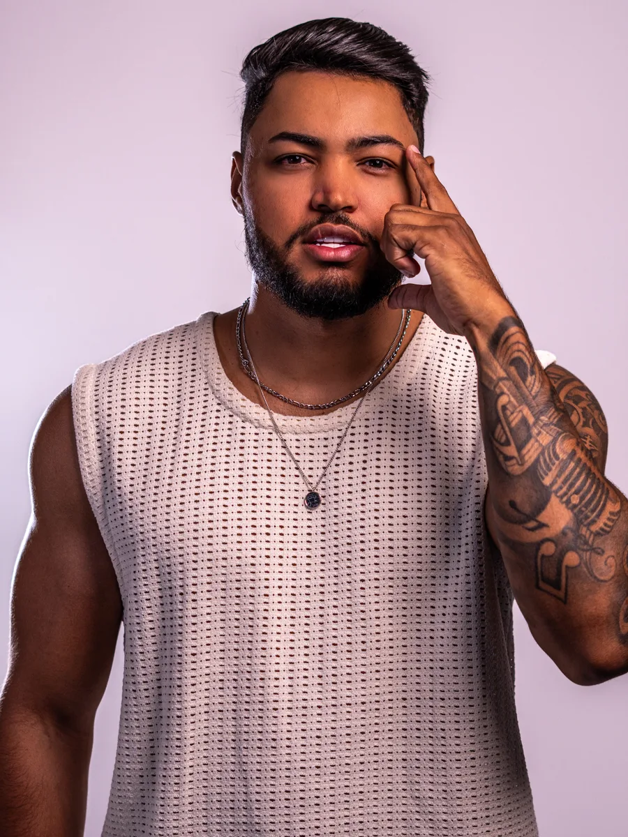 Ronaldo em retrato editorial